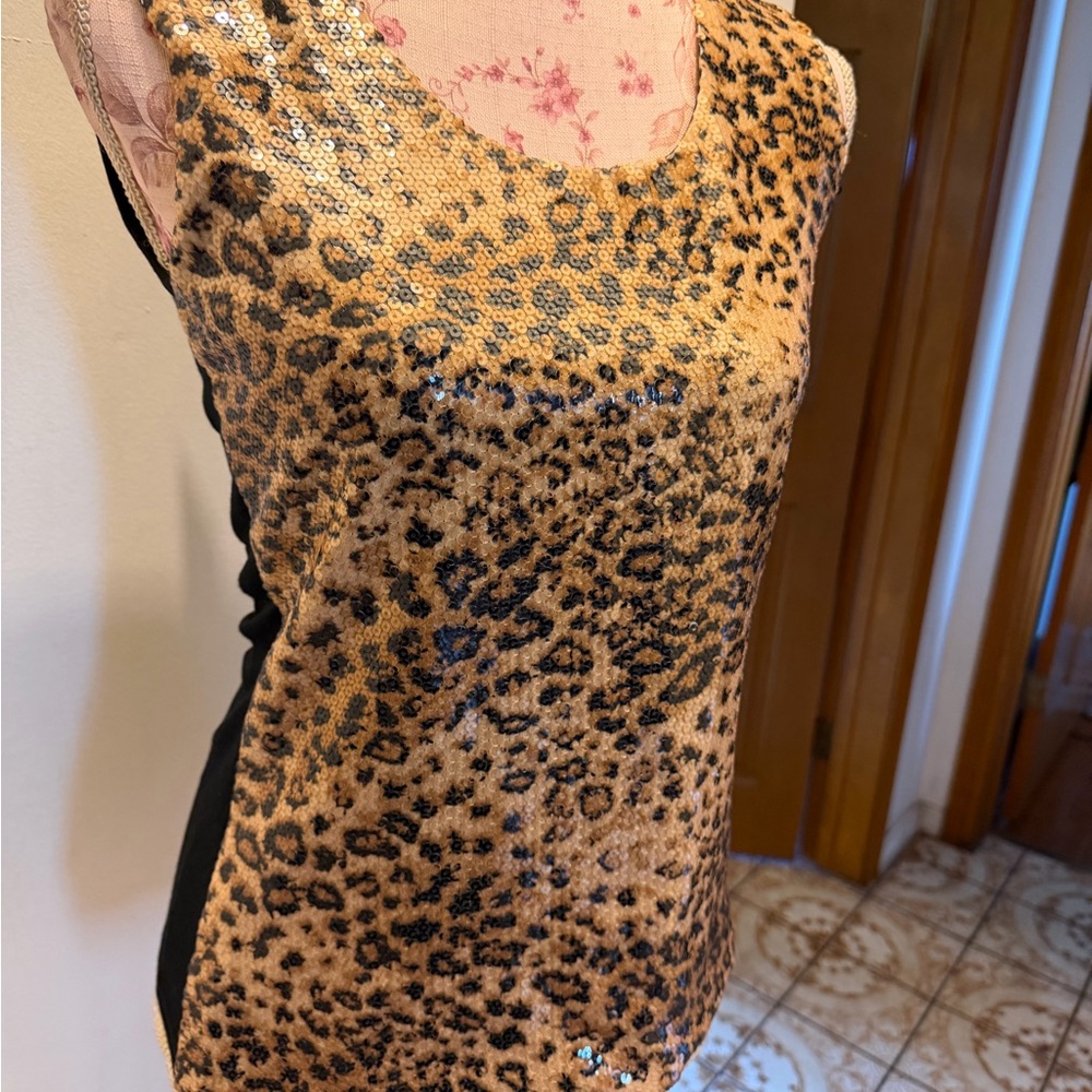 Red Leopard Sequin Camisole - Gold and Black - Picture 2 of 6